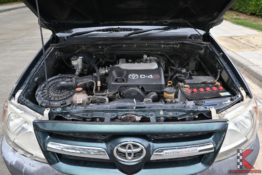 
								Toyota Vigo cargo 6131 full									