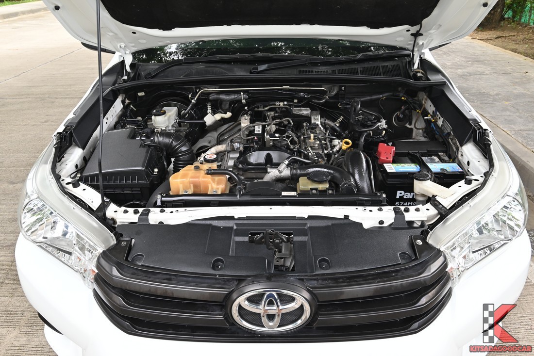 
								Toyota Revo COOL 5750 full									