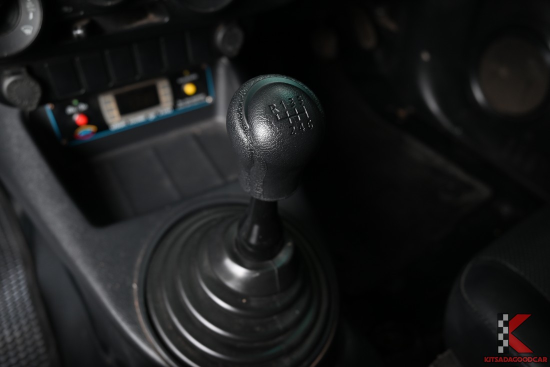 Toyota HILUX REVO Single Cab Entry full