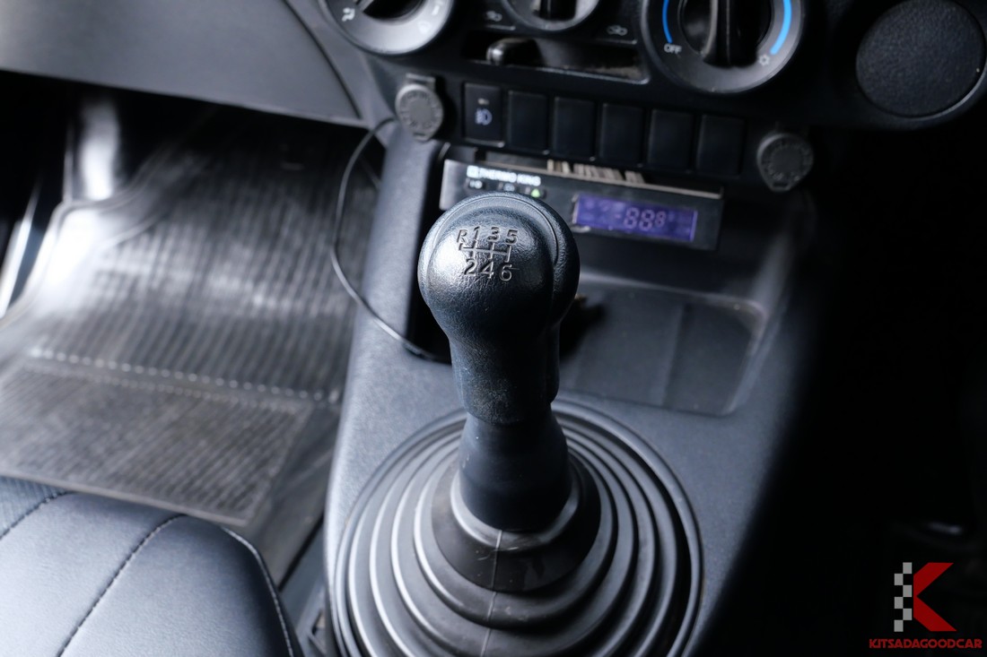 Toyota Revo COOL 7236 full