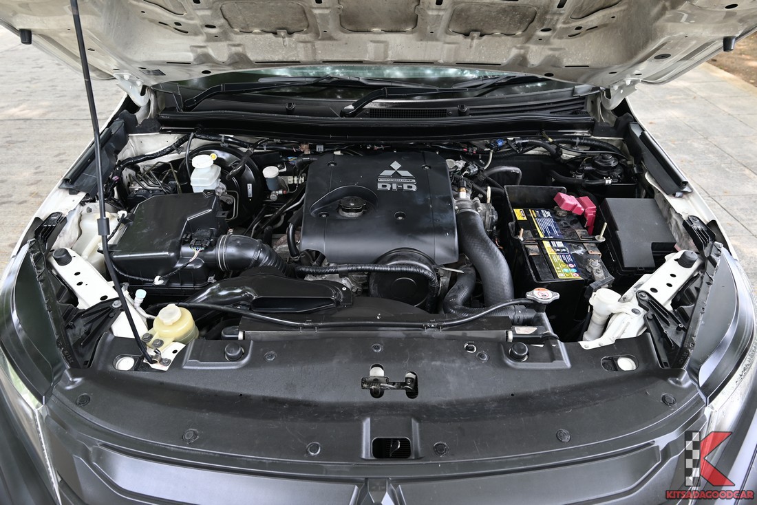 
								Mitsubishi Triton cargo 1534 full									