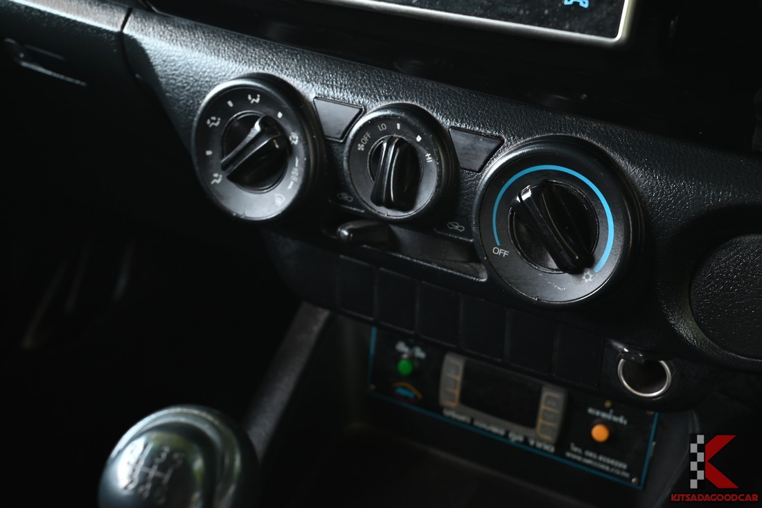 
								Toyota Revo MPC COOL  24 full									