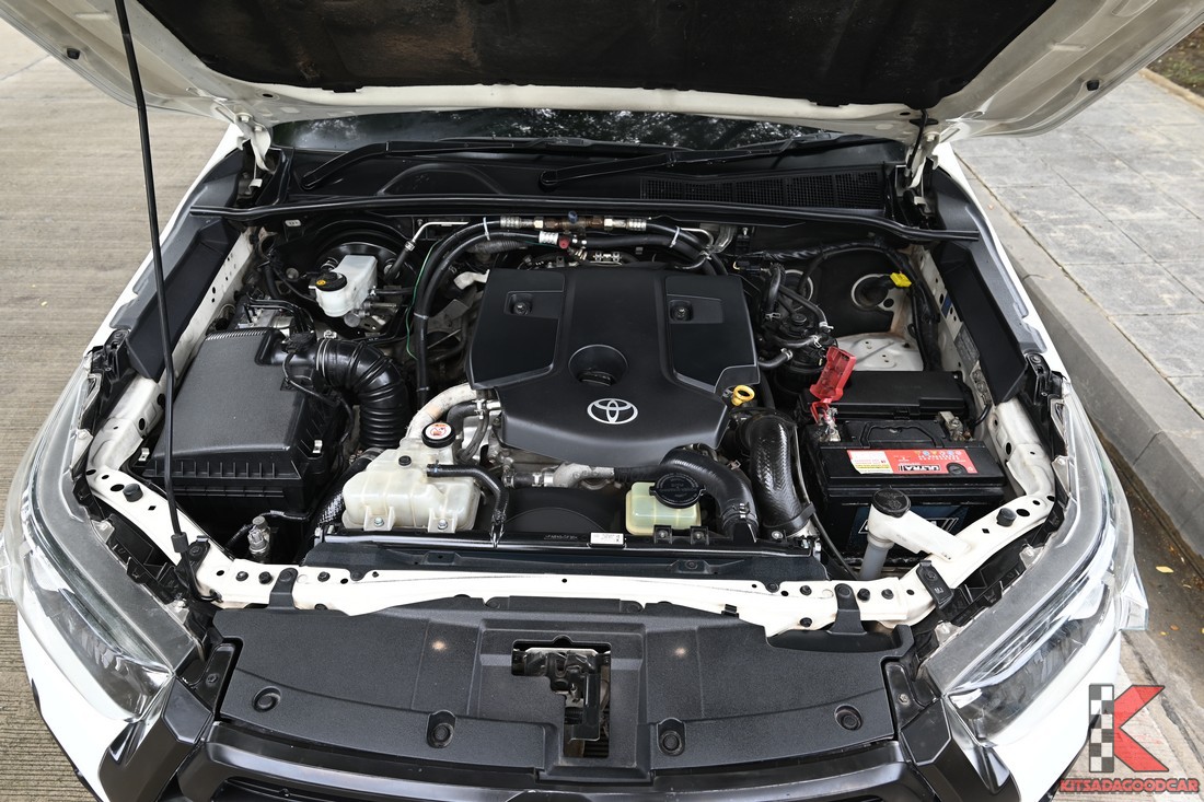 
								Toyota Revo COOL 3925 full									