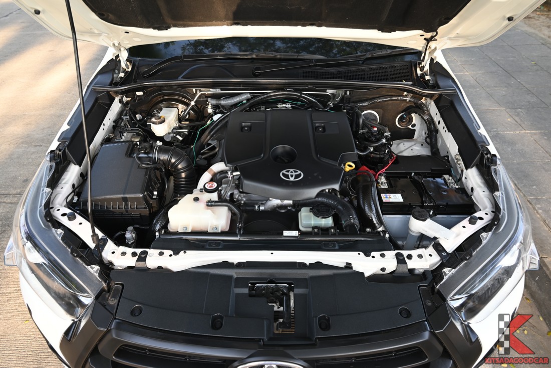 
								Toyota Revo COOL 443 full									