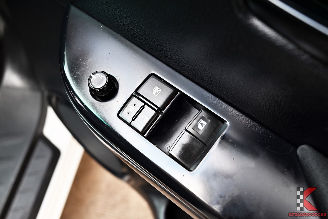 
								Toyota Revo MPC COOL 9720 full									