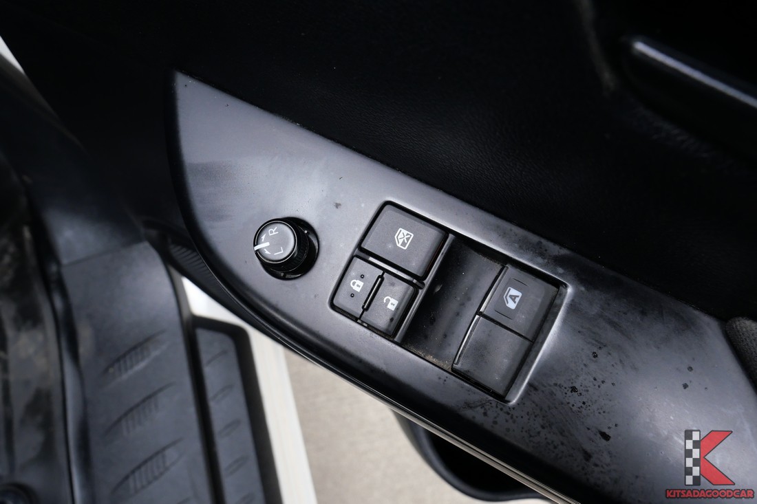 Toyota Revo COOL 7236 full