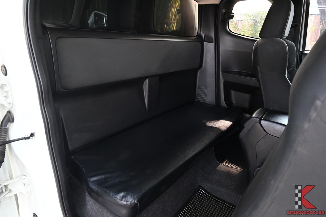 
								ISUZU D-Max cargo 4148 full									