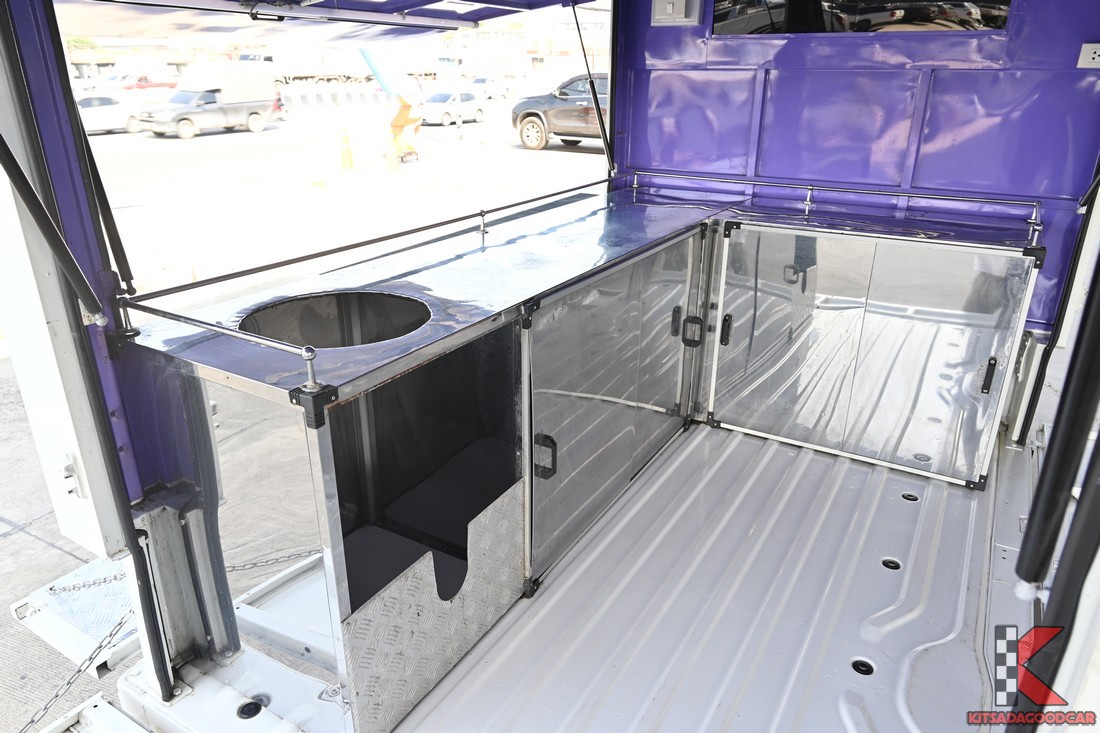 
								Suzuki Carry Food Truck 3143 full									