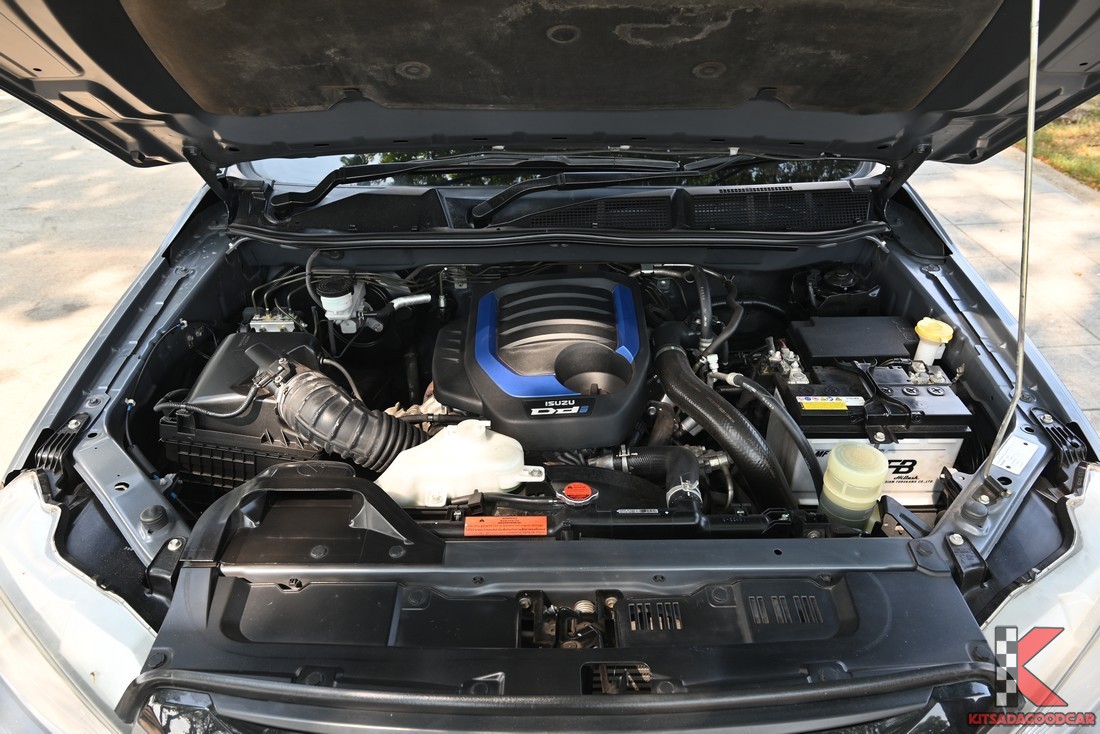 Isuzu D-MAX cargo 2478 full