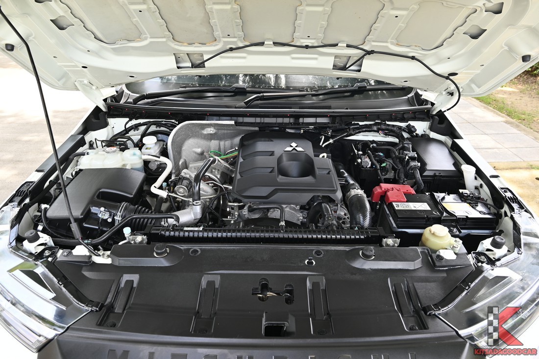 Mitsubishi Triton SINGLE CAB 8094 full