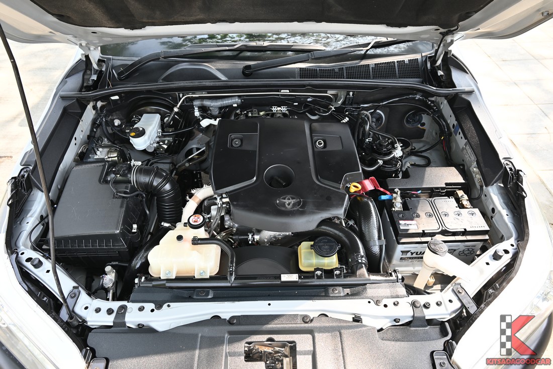 
								Toyota Revo cargo 294 full									