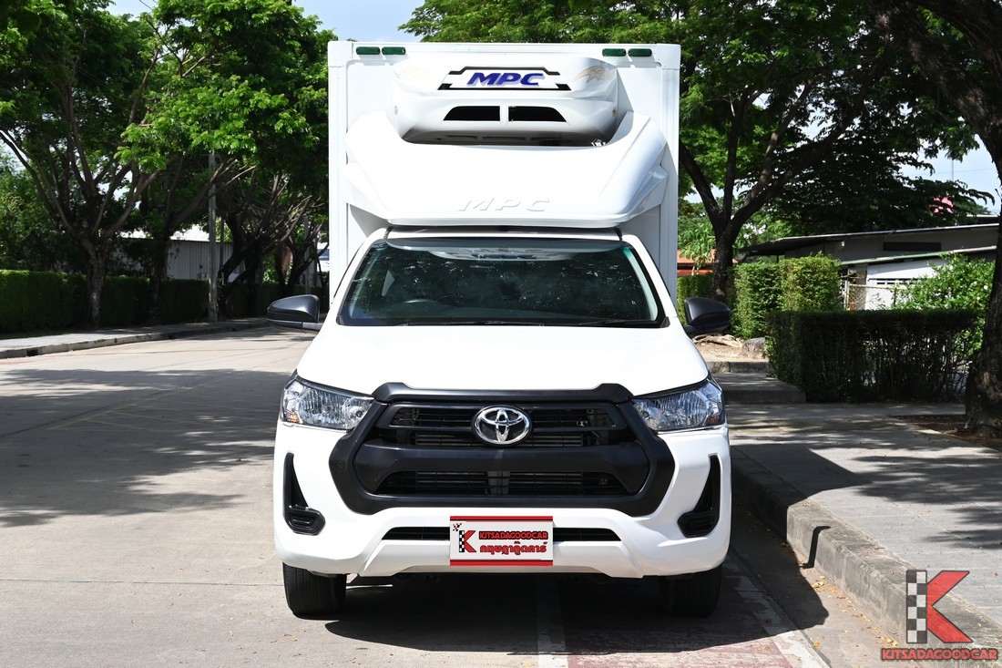 
								Toyota Revo MPC COOL 7655 full									