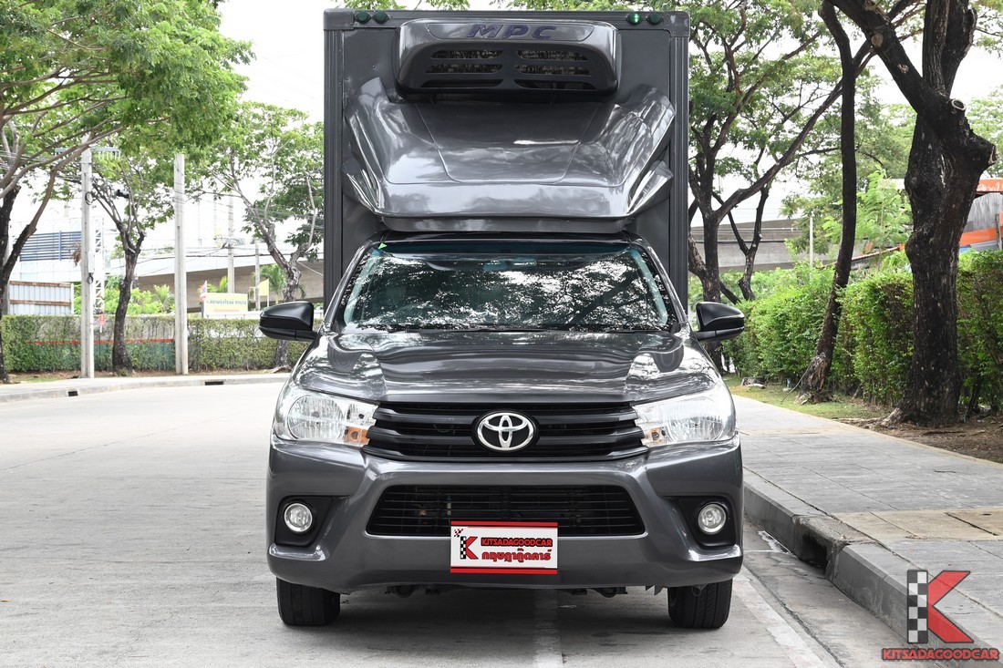 
								Toyota Revo COOL 6136 full									