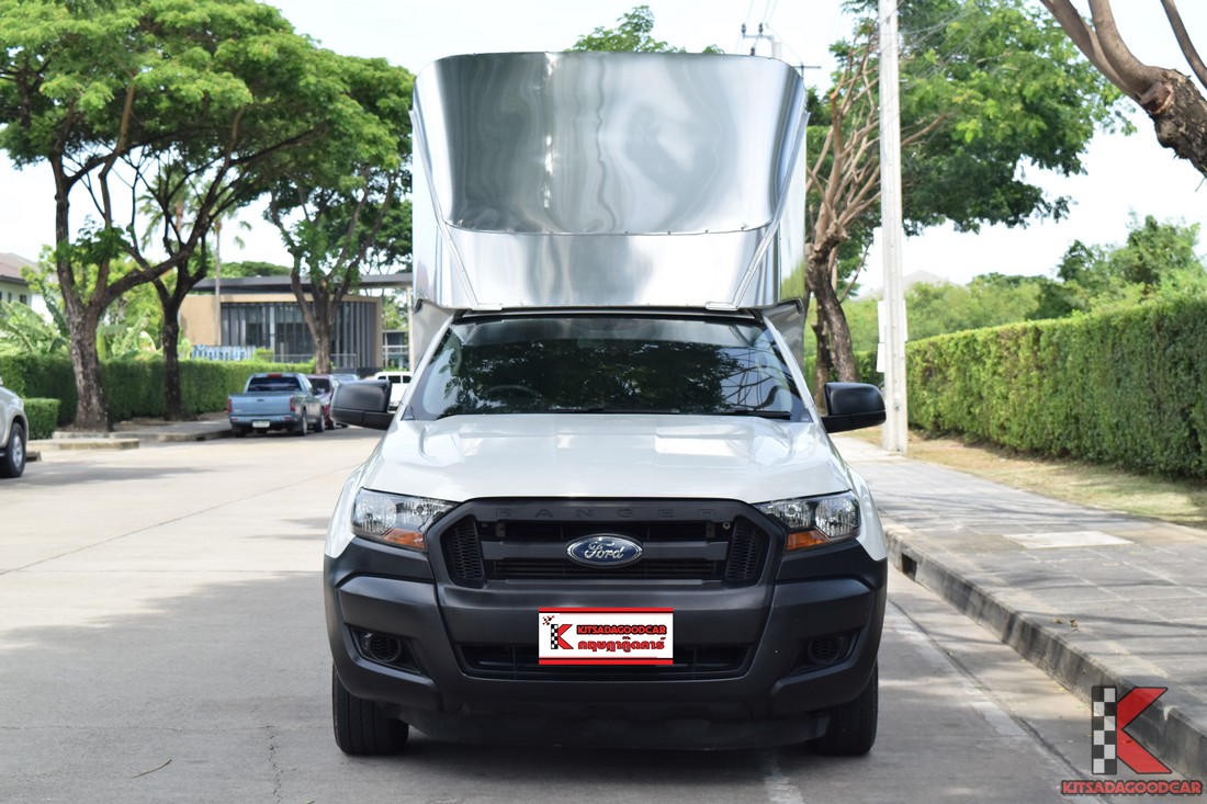 
								Ford Ranger cargo 7111 full									