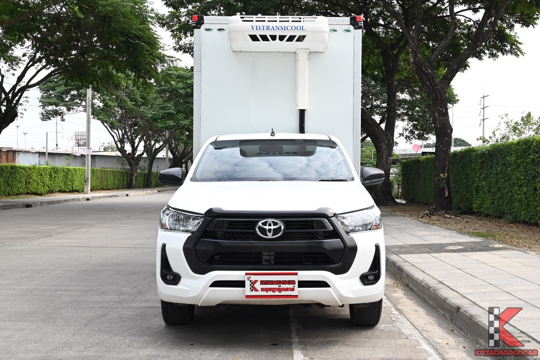 
								Toyota Revo COOL 9783 full									