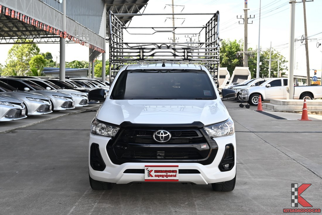 
								Toyota Revo KOG 6361 full									