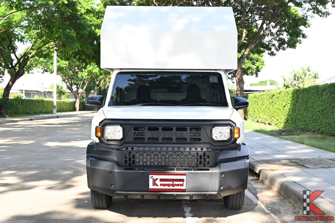 
								Toyota Champ Food Truck 7494 full									