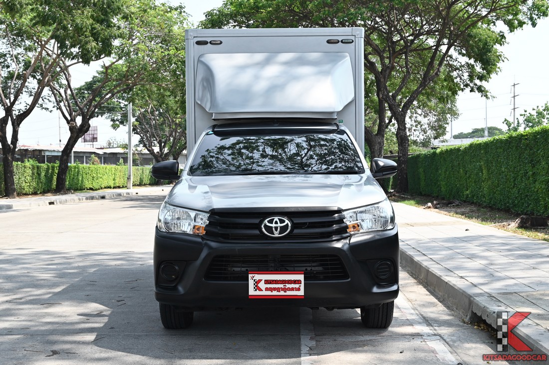 
								Toyota Revo cargo 294 full									