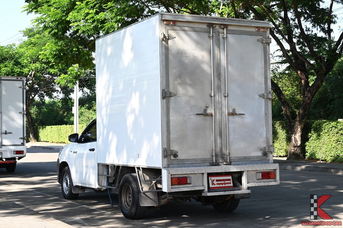 
								Toyota Revo MPC COOL  24 full									