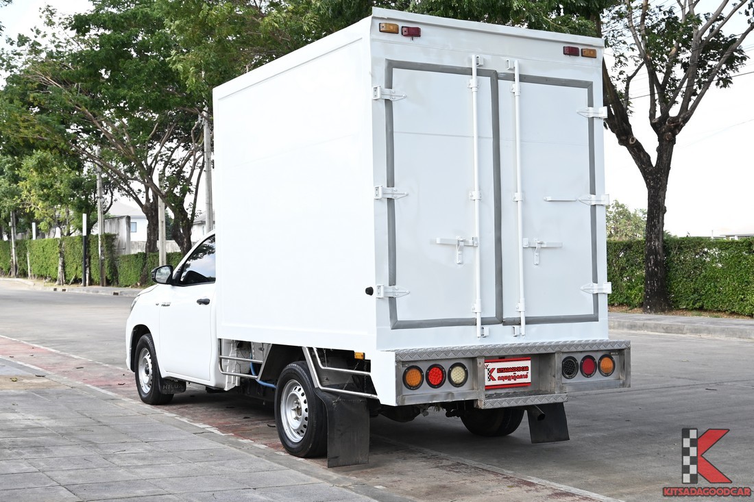 
								Toyota Revo MPC COOL 2383 full									