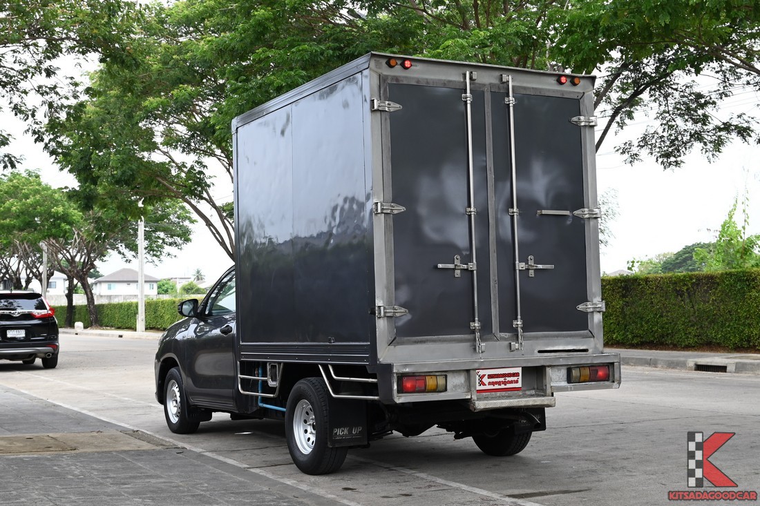 
								Toyota Revo COOL 6136 full									