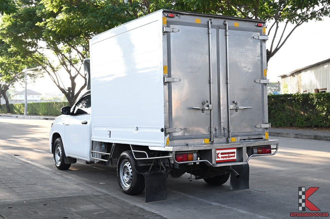 
								Toyota Revo COOL 443 full									