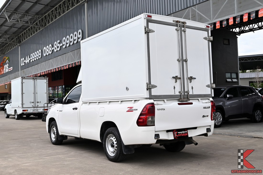 
								Toyota Revo cargo 1592 full									