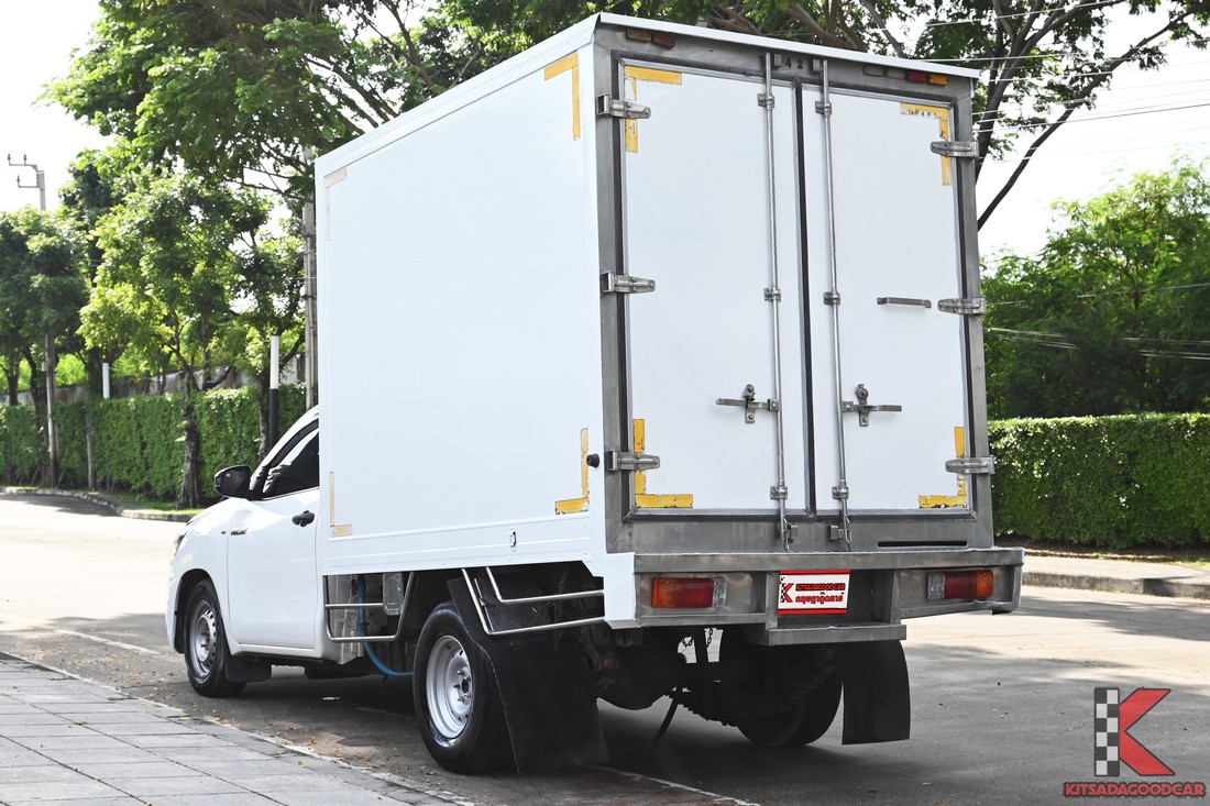 Toyota Revo COOL 1402 full