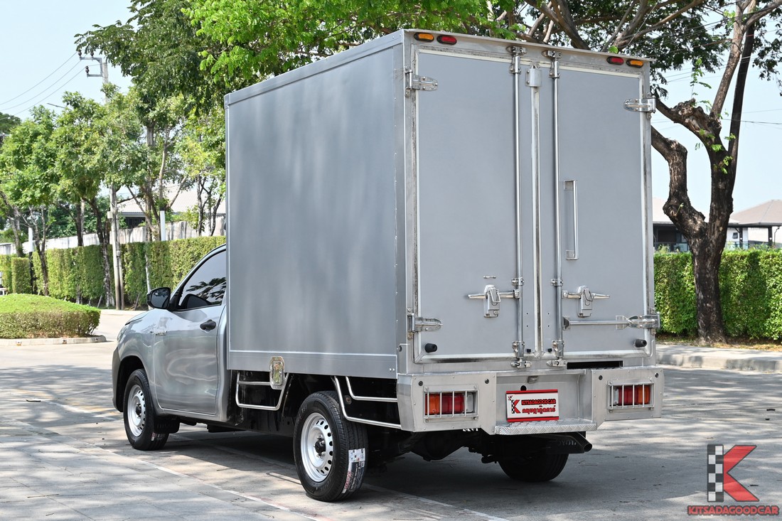 
								Toyota Revo cargo 294 full									