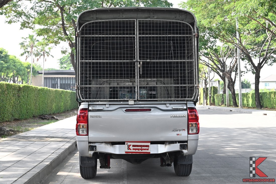 
								Toyota Revo cargo 6322 full									