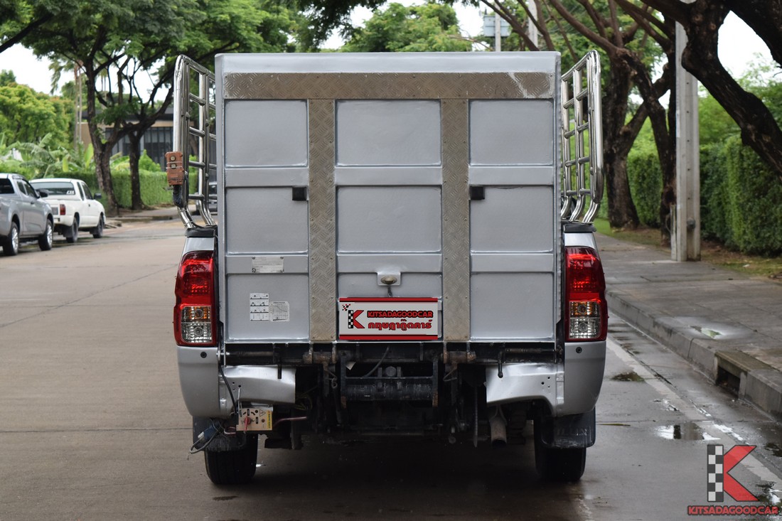 
								Toyota Revo KOG 899 full									