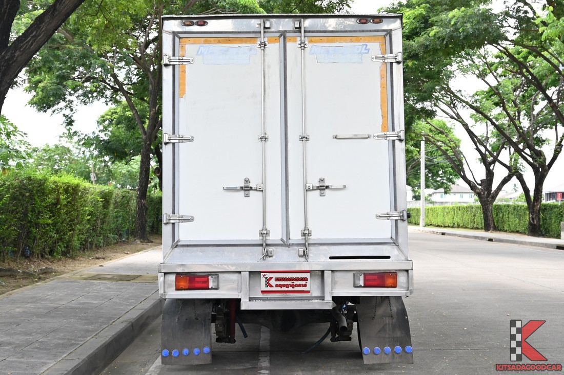 
								Toyota Revo MPC COOL 4023 full									