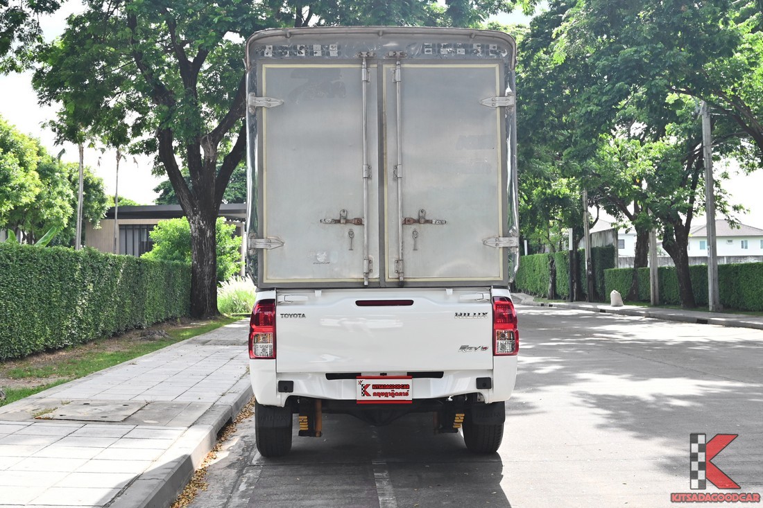 
								Toyota Revo cargo 4874 full									