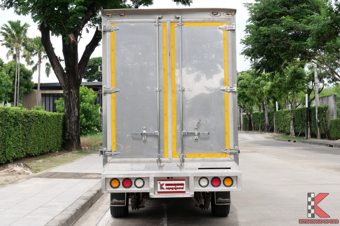 Toyota Revo COOL 7236 full