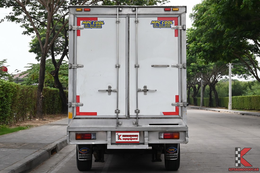 Toyota Revo MPC COOL  479 full