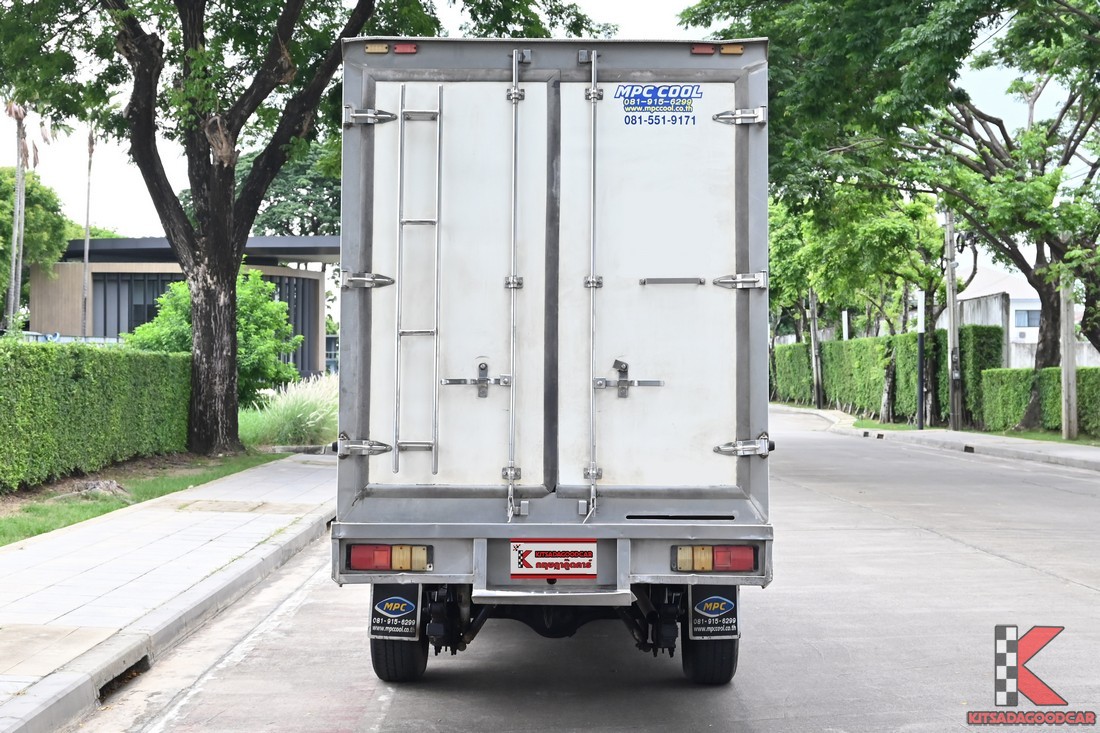 
								Toyota Vigo cargo 6131 full									