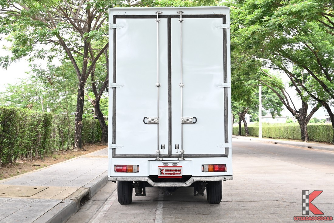 
								ISUZU D-Max cargo 4483 full									