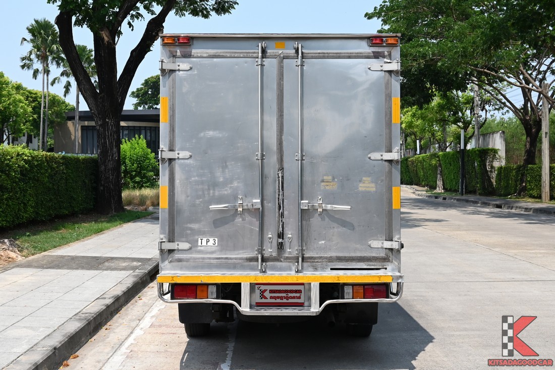 
								ISUZU D-Max COLD WAY 9725 full									