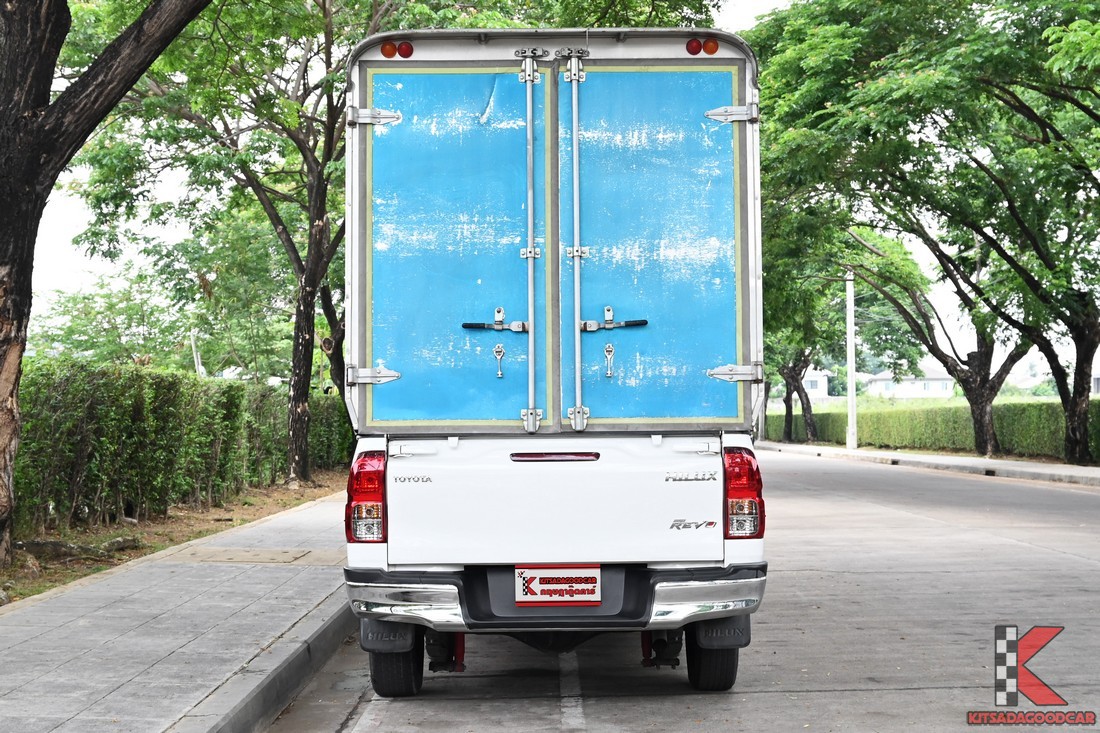 
								Toyota Revo cargo 4094 full									