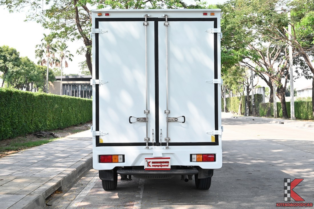 
								ISUZU D-Max cargo 5716 full									