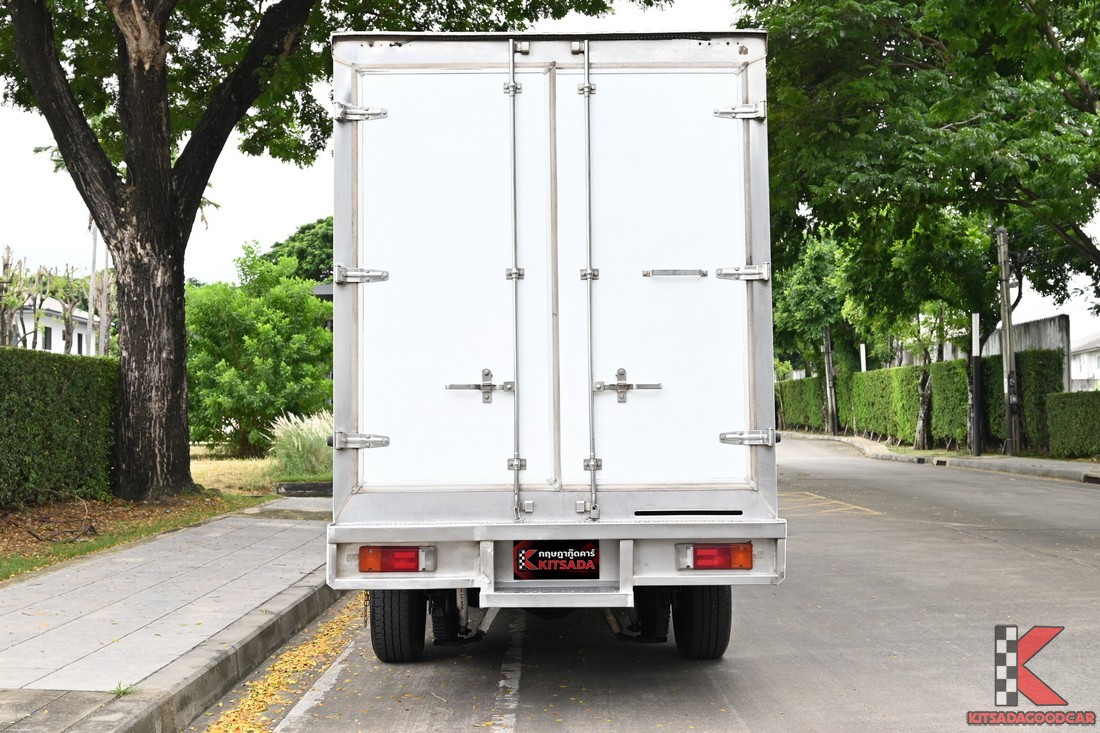 Toyota HILUX REVO Single Cab Entry full