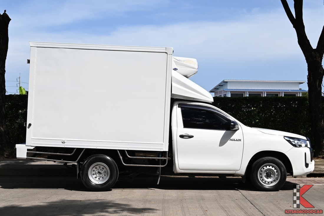 
								Toyota Revo MPC COOL 7655 full									