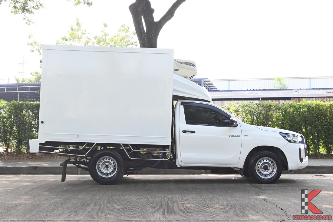 
								Toyota Revo MPC COOL 6987 full									