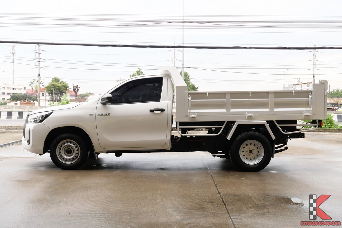 
								Toyota Revo DUMP 3271 full									