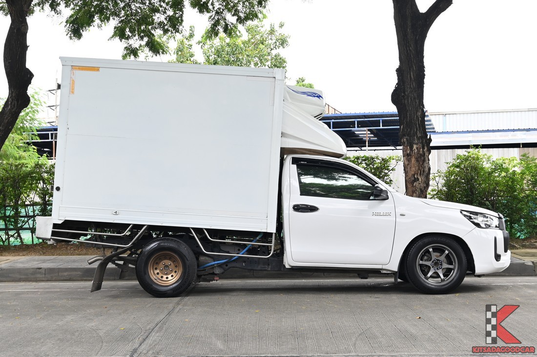 
								Toyota Revo MPC COOL 4023 full									