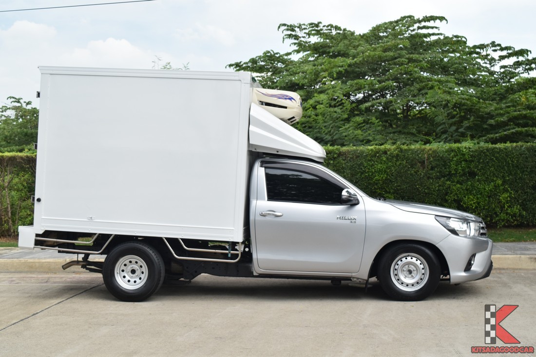 
								Toyota Revo MPC COOL 7504 full									