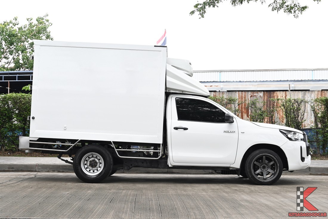 
								Toyota Revo MPC COOL 9474 full									