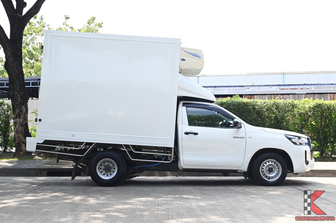 
								Toyota Revo MPC COOL 9406 full									