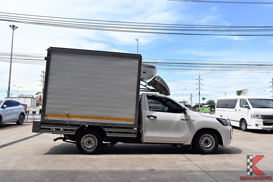 
								Toyota Revo MPC COOL 8938 full									