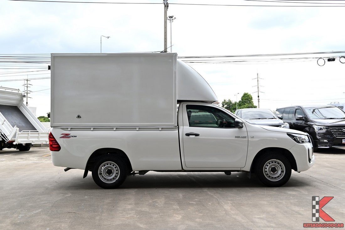 
								Toyota Revo cargo 1592 full									